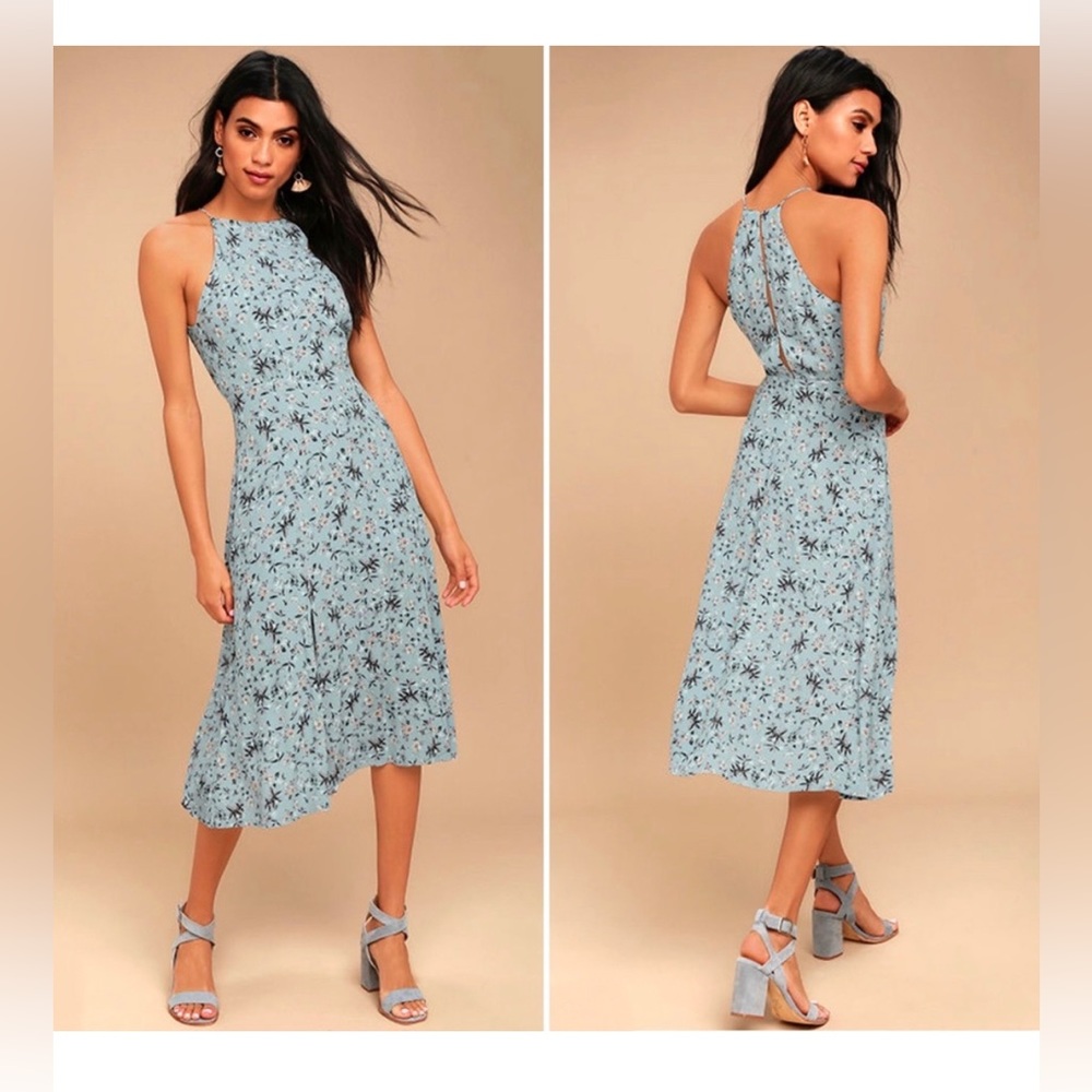 ASTR The Label | High Neck Light Blue Floral Midi Dress | Small |New Condition
